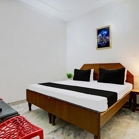 Super Hotel Live View Indraprastha Exterior photo
